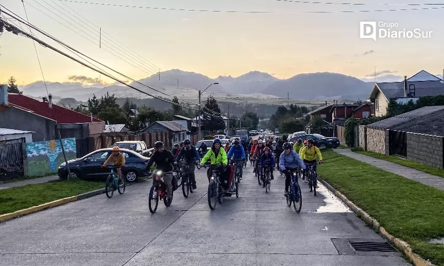 Coyhaique pedaleó por la Hora del Planeta