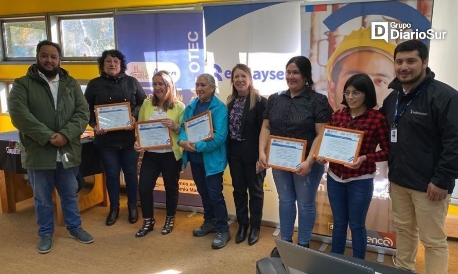 Vecinos de Mañihuales se certificaron en el manejo de hortalizas