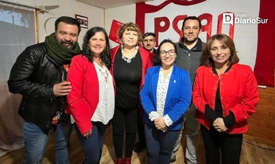 Partido Socialista celebra sus 90 años en Aysén