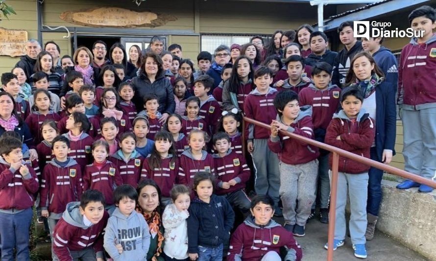 Escuela Valle Simpson celebra su 94 aniversario