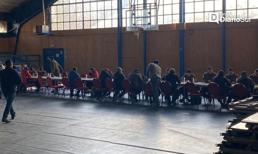 En Gimnasio de Coyhaique están recibiendo excusas para no votar
