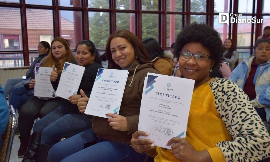 Con 90 participantes inició programa Mujeres Jefas de Hogar