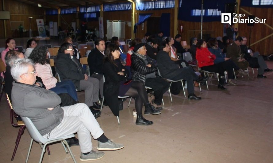 La comunidad local estuvo representada en la cuenta pública de las autoridades de salud. Crédito: Servicio de Salud Aysén.