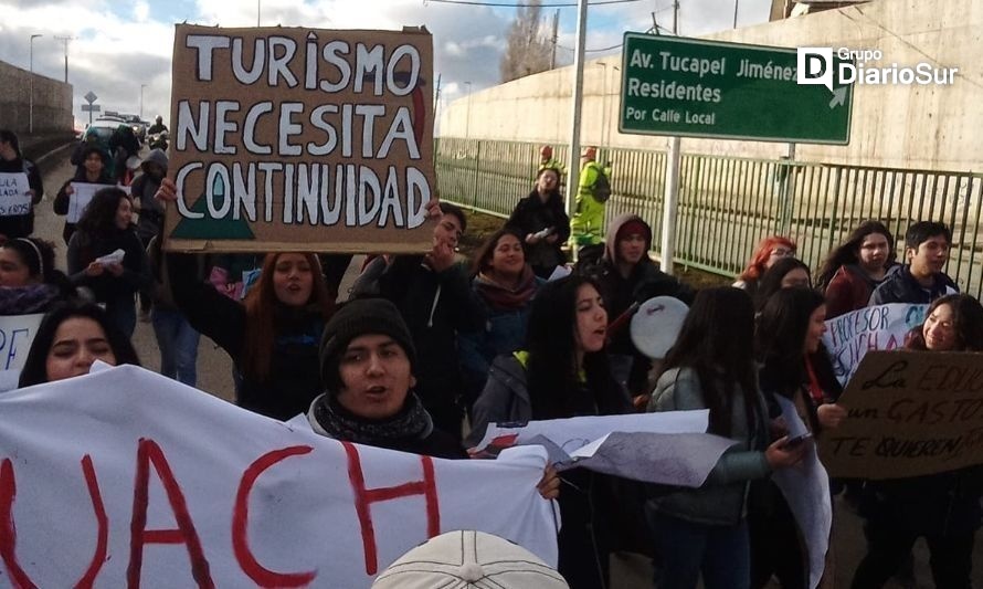 Docentes de Campus Patagonia difundieron declaración pública