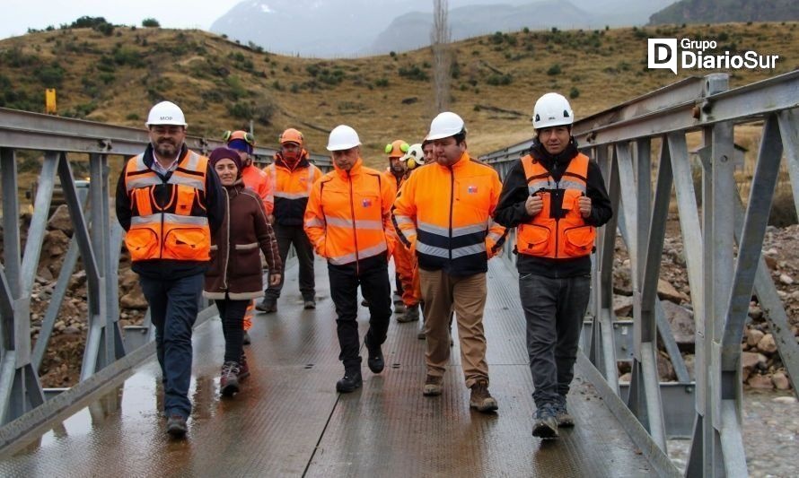 Restablecen tránsito en la ribera norte del río Mañihuales 