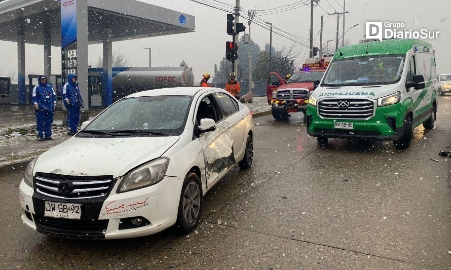 Dos vehículos protagonizaron colisión en Coyhaique