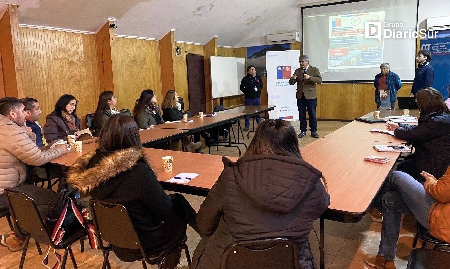 En Puerto Aysén aprenden sobre la normativa laboral para empresas del litoral