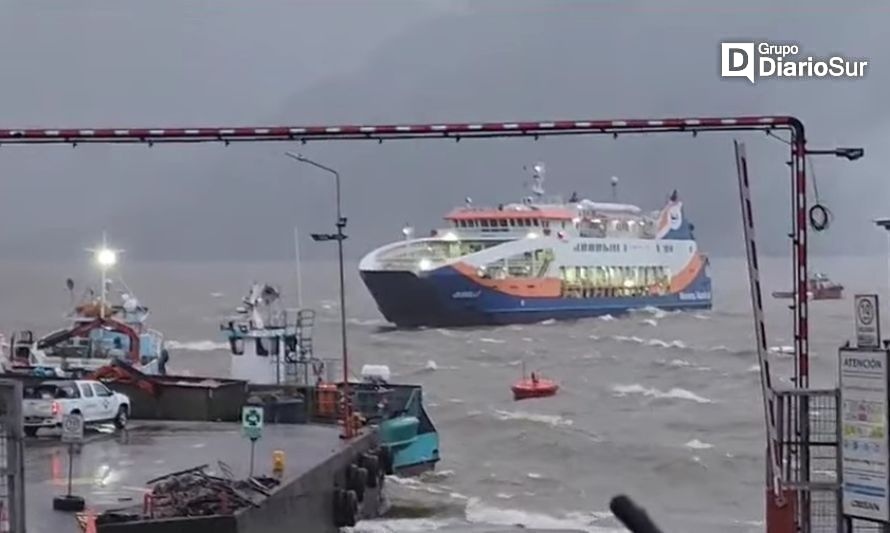 Barcaza Queulat zarpó antes de tiempo: pasajeros indignados