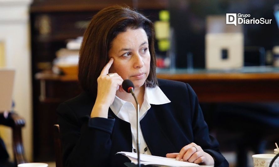 Senadora Órdenes preocupada por inminentes despidos de "funcionarios covid"