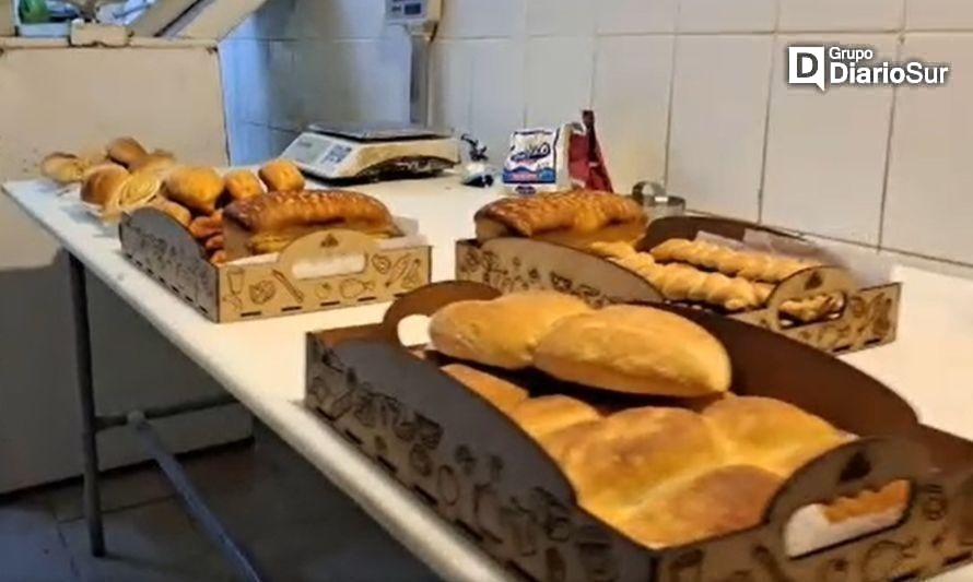 Estos son parte de los productos que entrega la panadería comunitaria del CCP Coyhaique. Crédito: Grupo Diario Sur.