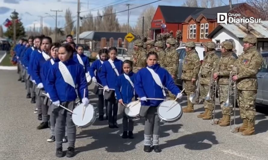 Puerto Ibáñez realizó su desfile de Fiestas Patrias