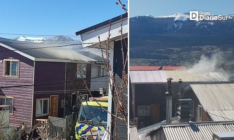 Fuego en entretecho de una casa movilizó a dos compañías de bomberos