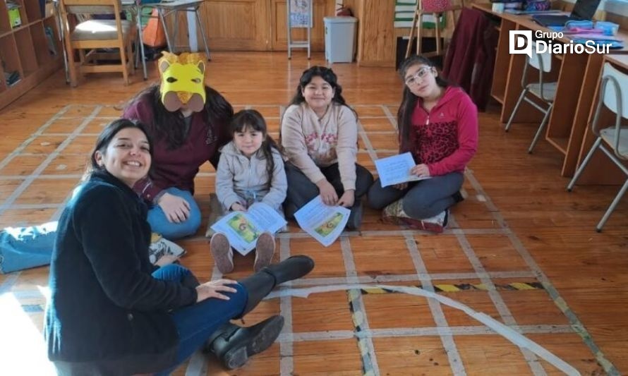 Proyecto de tutorías virtuales aborda brecha de alfabetización en Palena