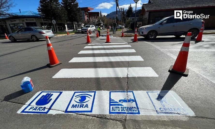 Coyhaique habilita pasos peatonales inclusivos en calles de la ciudad 
