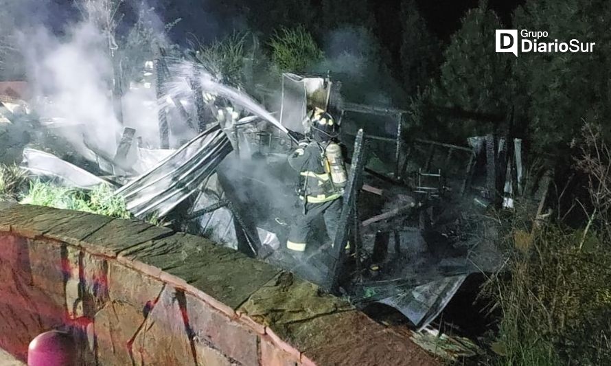 Mediagua resultó destruida tras incendio en Coyhaique