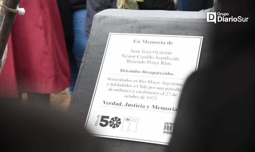 Inauguran primera placa de memoria fronteriza del país