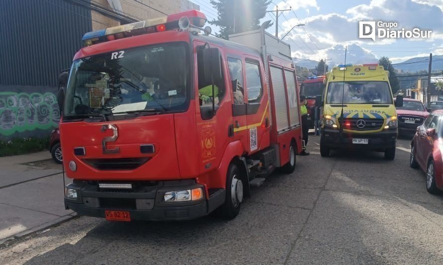 Lactante quedó atrapada al interior de vehículo en Coyhaique