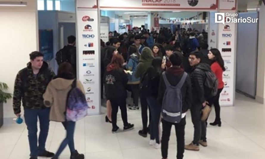 Inacap sede Coyhaique realiza Feria Laboral CPC 2023 