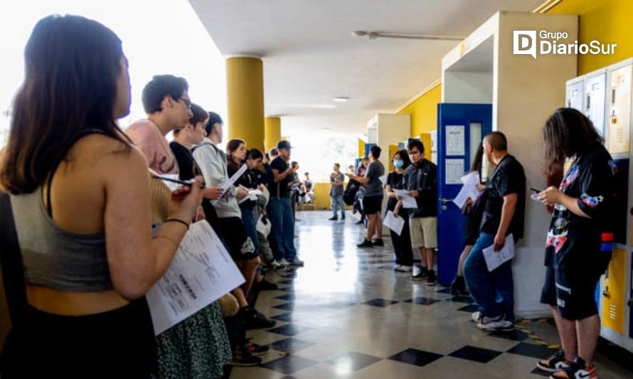 Estudiantes rinden la PAES en Aysén