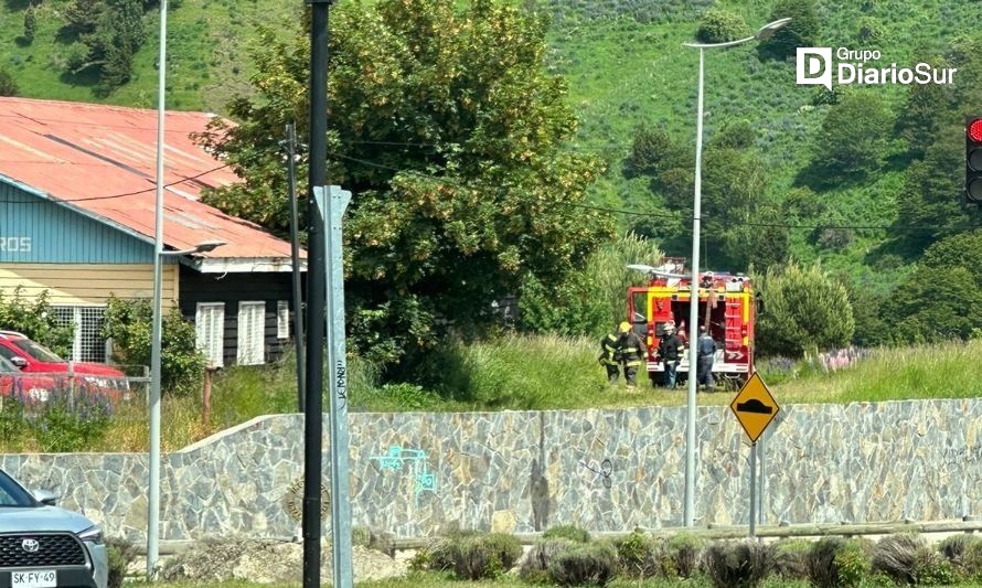 Bomberos controló fuego en pastizales en Coyhaique