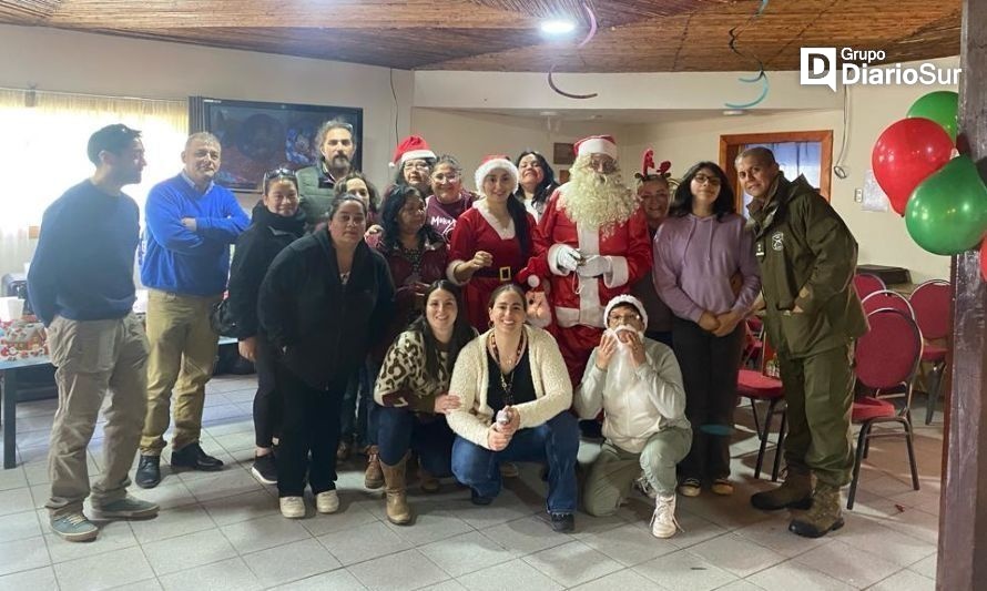 Niños del sector La Balsa recibieron al Viejito Pascuero