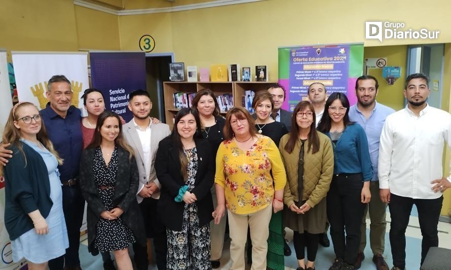 Inauguraron nuevo espacio bibliotecario abierto para Coyhaique