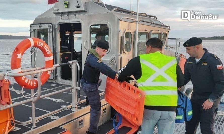 Armada realizó evacuación médica desde embarcación al sur de Guaitecas