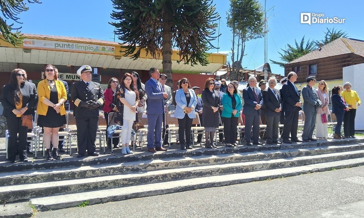 Realizaron desfile por los 96 años de Puerto Aysén