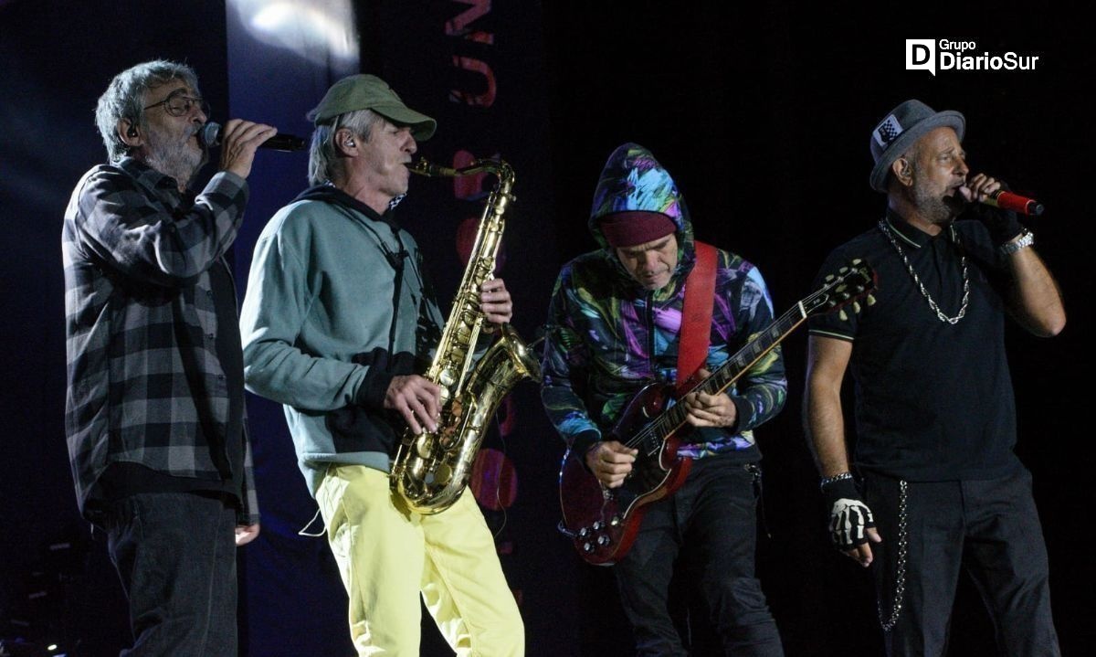 Los Bunkers y Auténticos Decadentes la rompieron en Carnaval del Agua