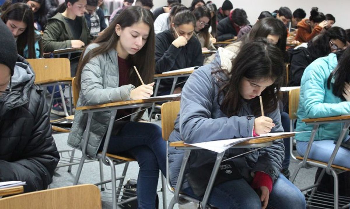 Extienden plazo para la postulación a beneficios estudiantiles para la educación superior