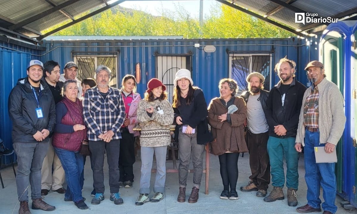 Realizaron talleres de rocas ornamentales en Puerto Guadal y Río Tranquilo