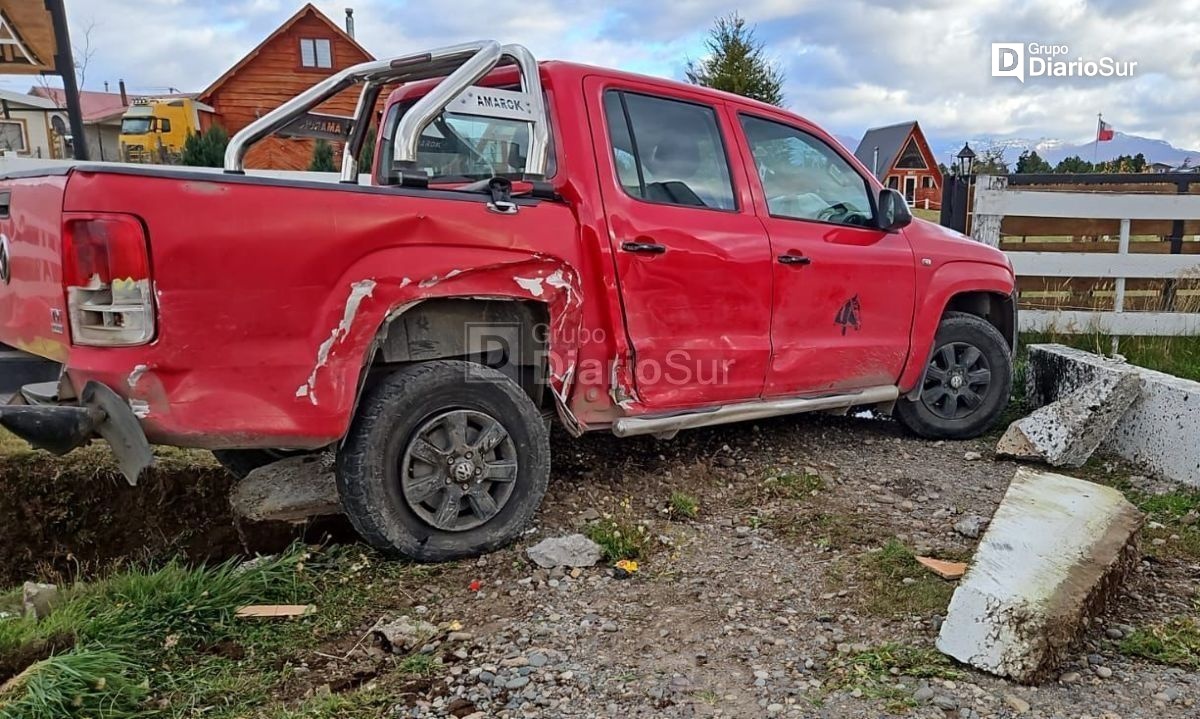 Dos vehículos colisionan en ruta a Balmaceda