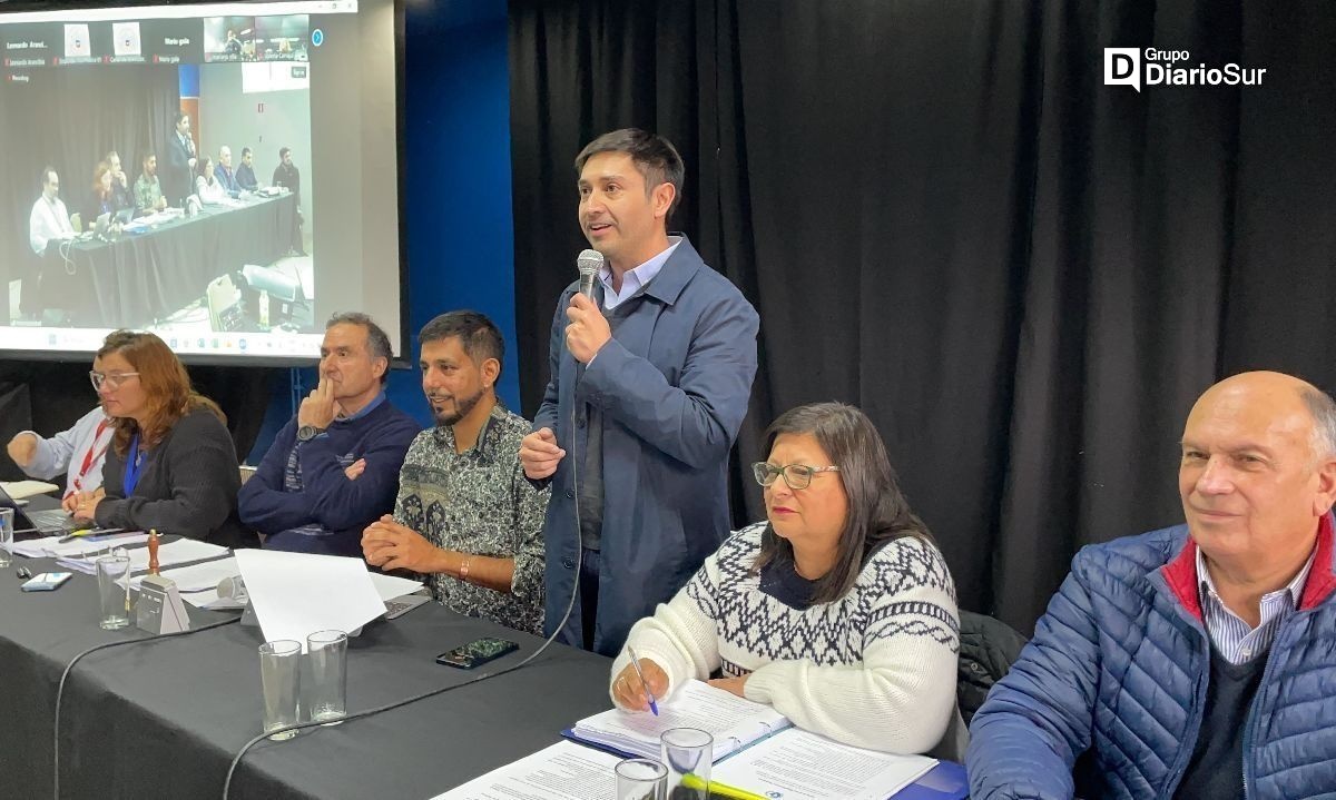 Comisión de pesca sesionó en Puerto Aysén y recogió propuesta de regionalización